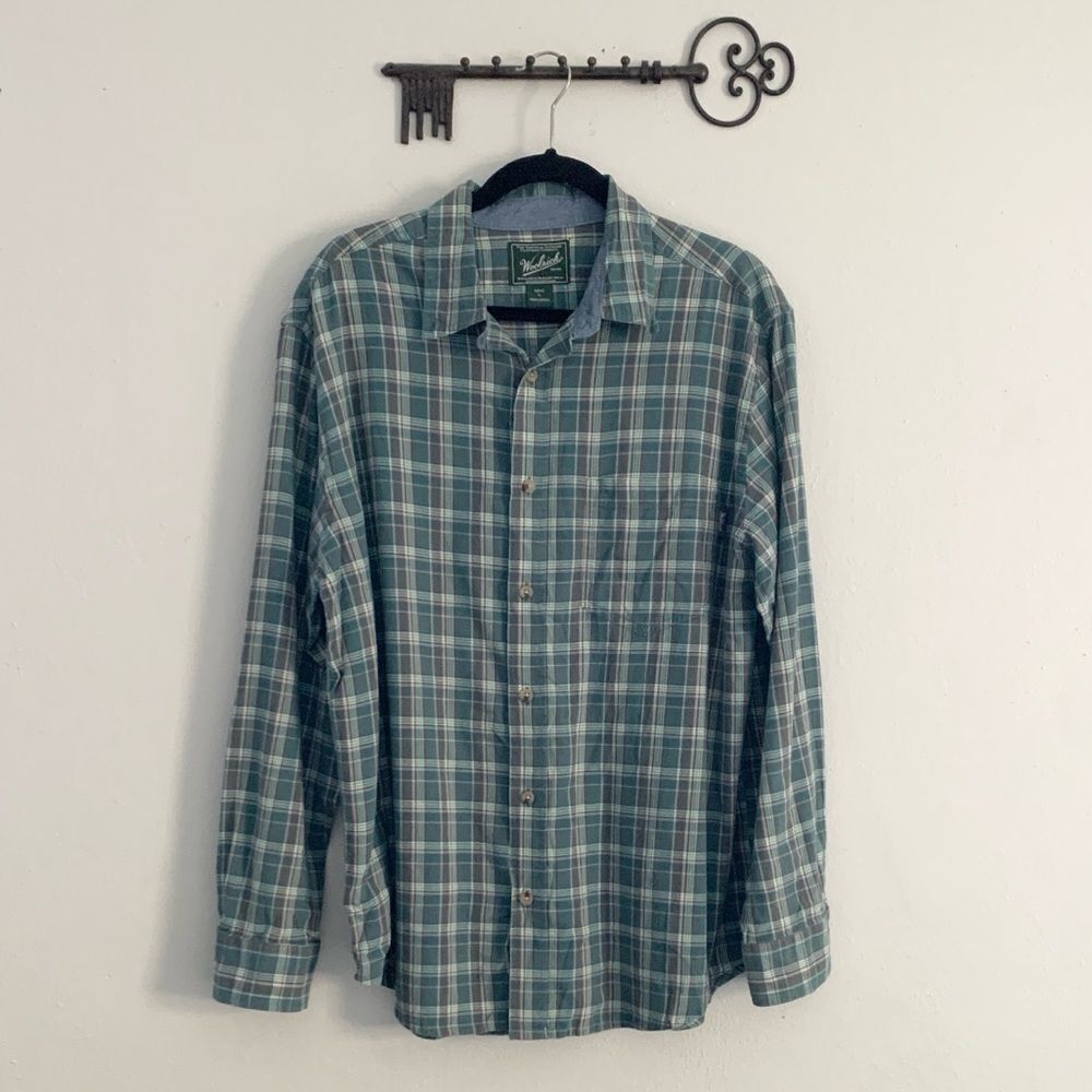 Woolrich Blue & White Plaid Button-Down Shirt Men’s Large